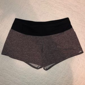 Lululemon Run Times Shorts Gray Size 6